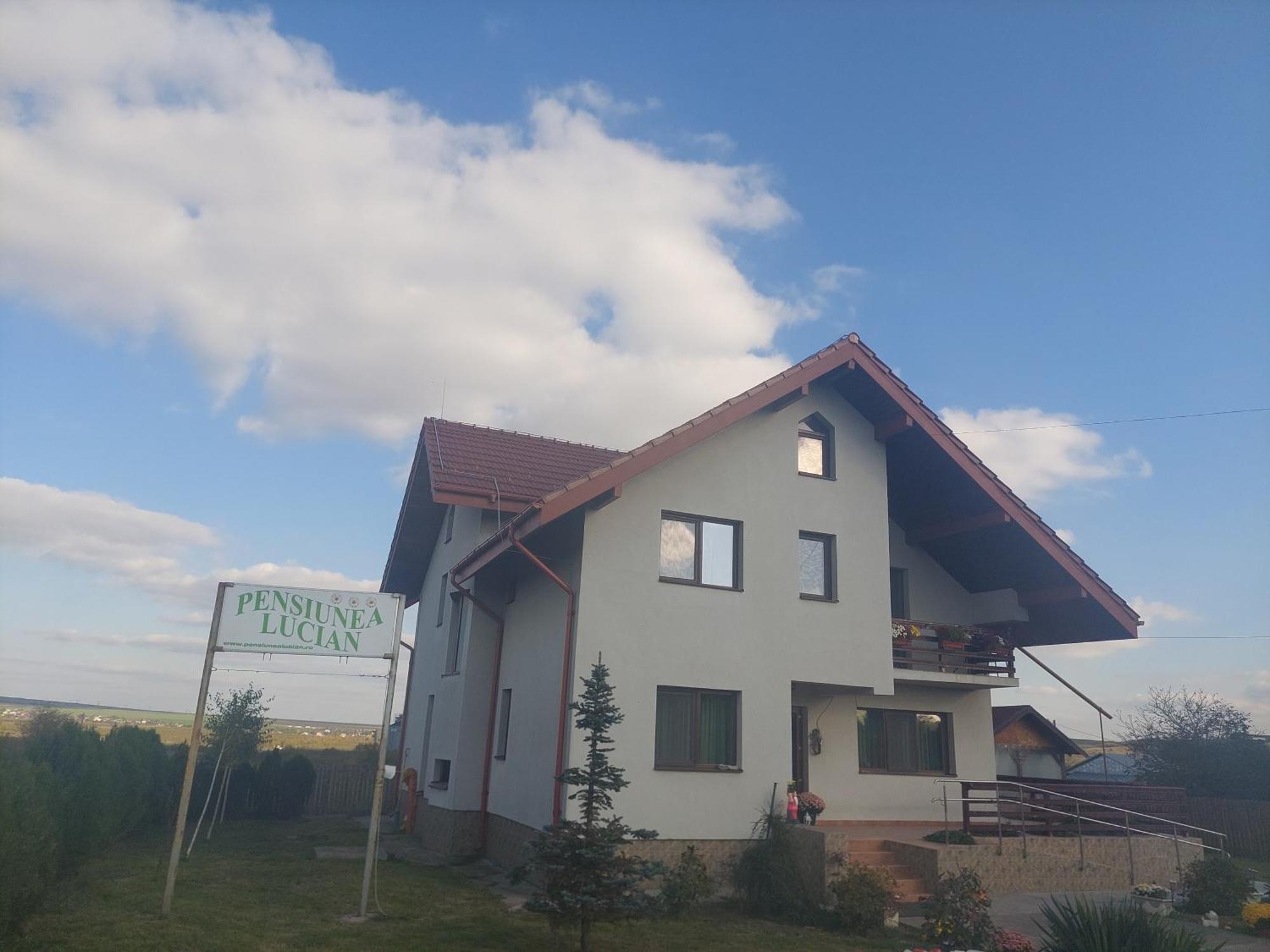Pensiunea Lucian Baltati Exterior foto
